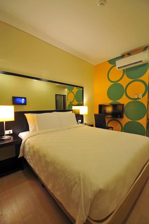 Go Hotels Iloilo Rum bild